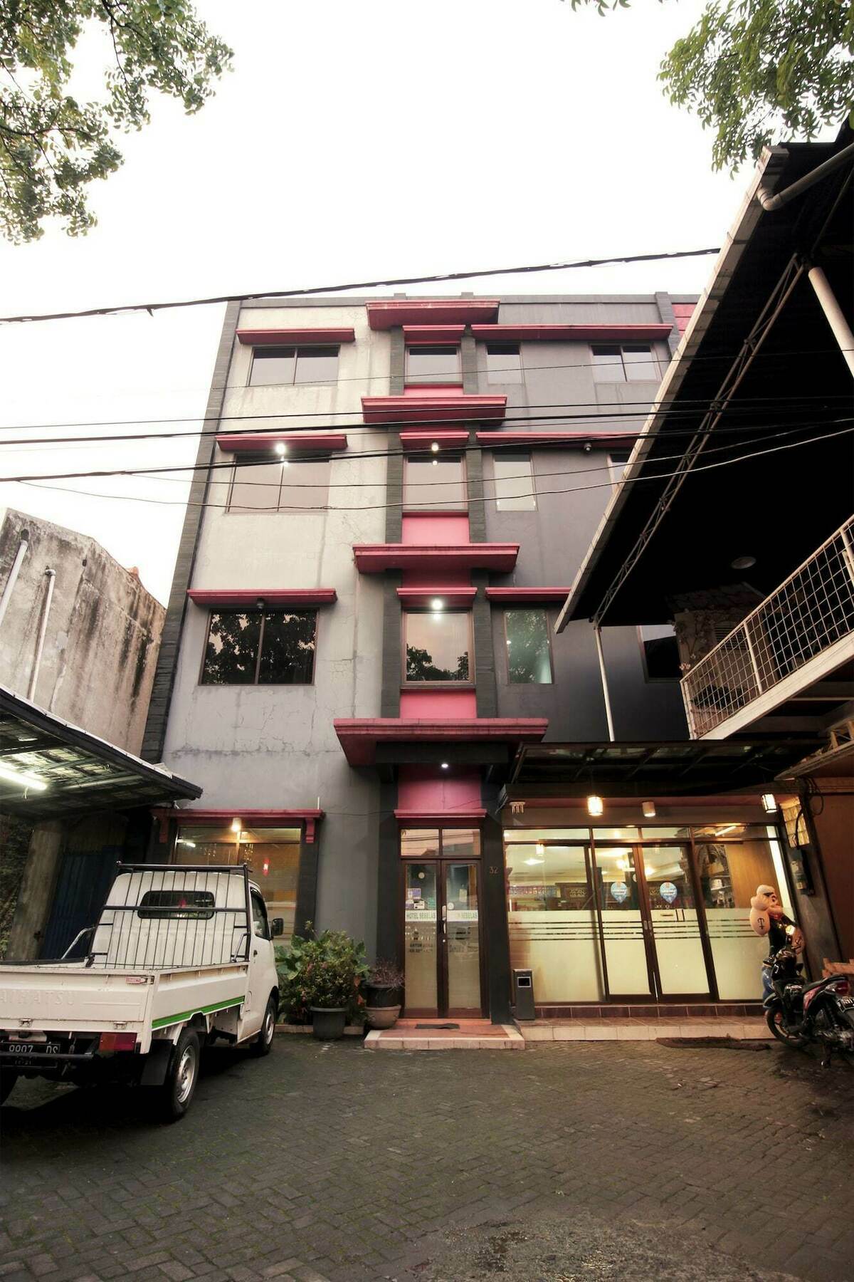 Oyo 227 Hotel Sebelas Syariah 반둥 외부 사진